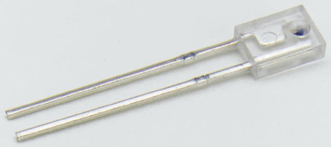 SDP 8406-002 Honeywell, 50 ° Phototransistor, Through Hole 2-Pin Side Looker package