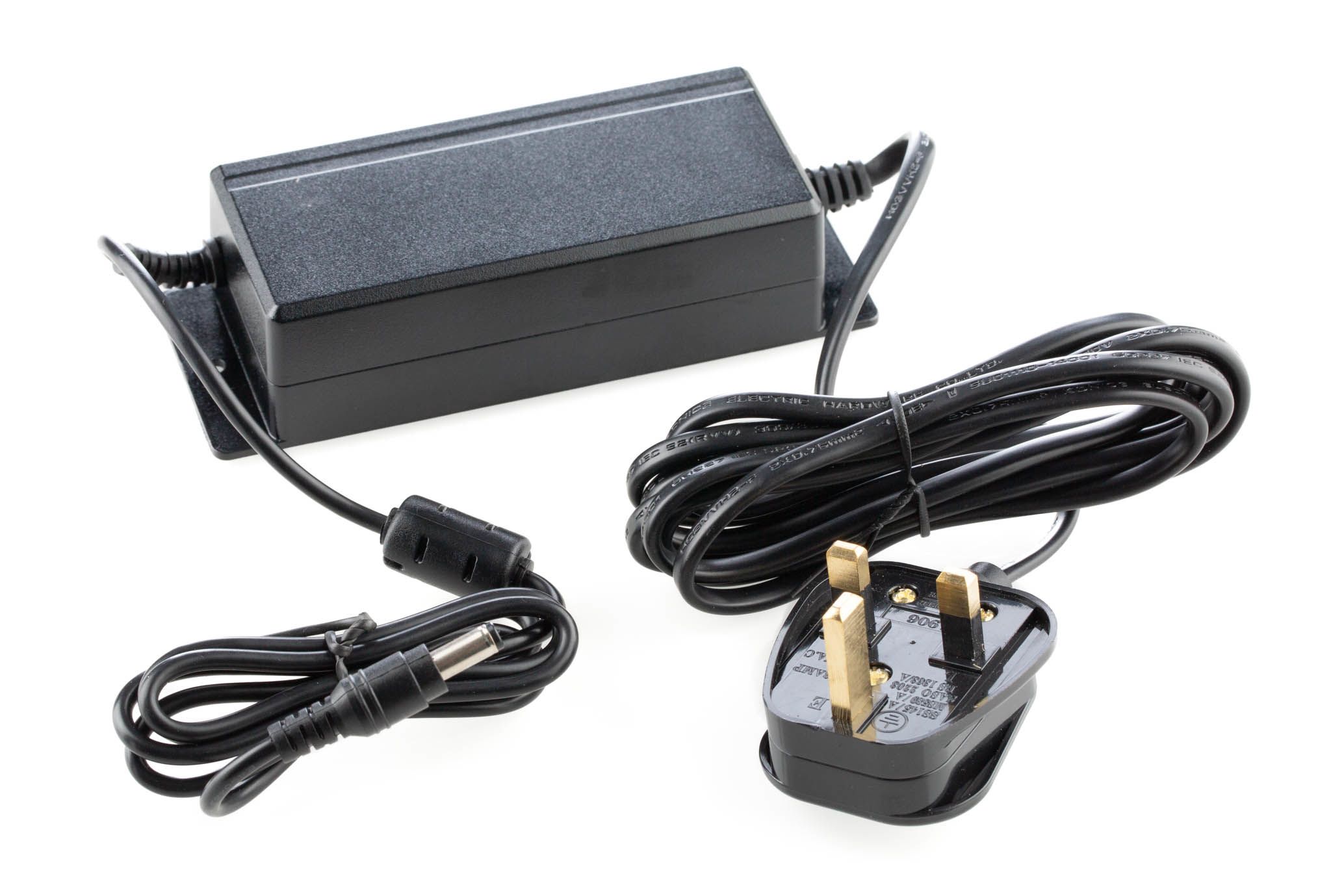 RS PRO Power Brick AC/DC Adapter 12V dc Output, 0 → 3.5A Output | RS