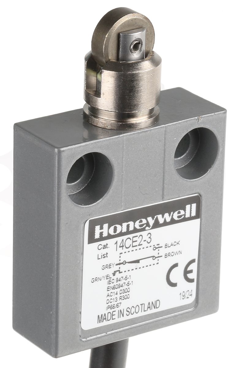 Honeywell 14CE Series Roller Plunger Limit Switch, NO/NC, IP65, IP66, IP67, IP68, SPDT, Die Cast Zinc Housing, 240V ac