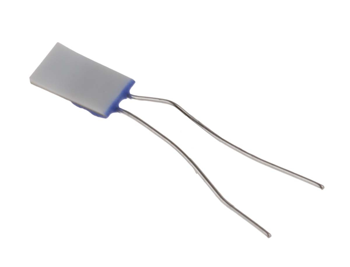 RS PRO PT1000 RTD Sensor, 2mm Dia, 5mm Long, Chip, Class A +600°C Max | RS