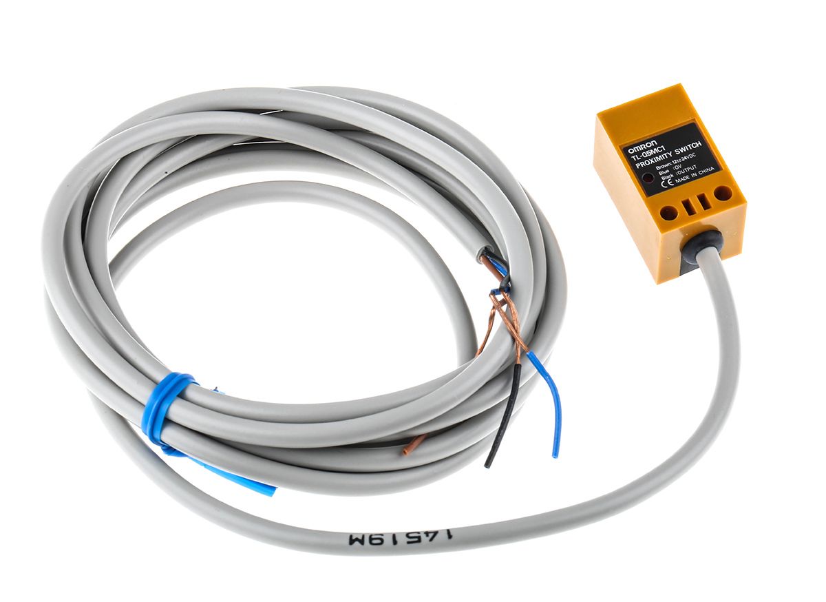 Omron Inductive Block-Style Proximity Sensor, 5 mm Detection, NPN Output, 12 → 24 V dc, IP67