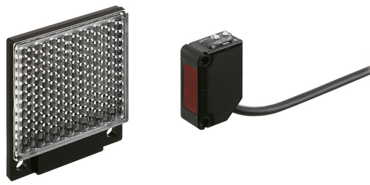 Fotocélula rectangular Panasonic, Sistema Reflex, alcance 3 m, salida NPN, Cable de 2 m, IP67