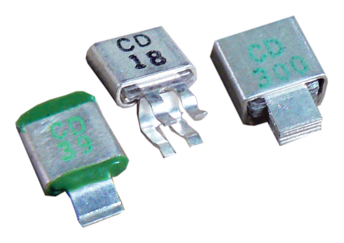 CD5CC010DO3F CornellDubilier 1pF Mica Capacitor 300V dc ±1/2pF