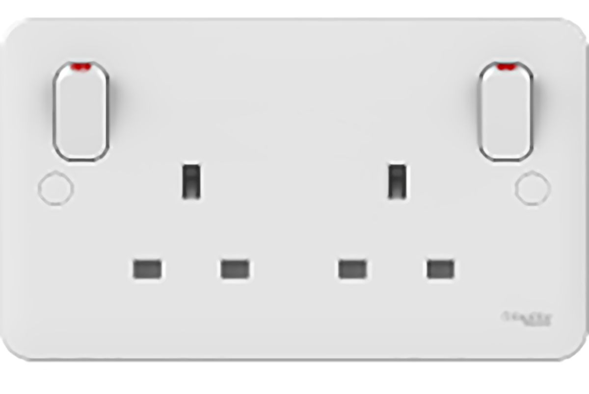 Ggbl3030s Schneider Electric White 2 Gang Plug Socket 2 Poles 13a