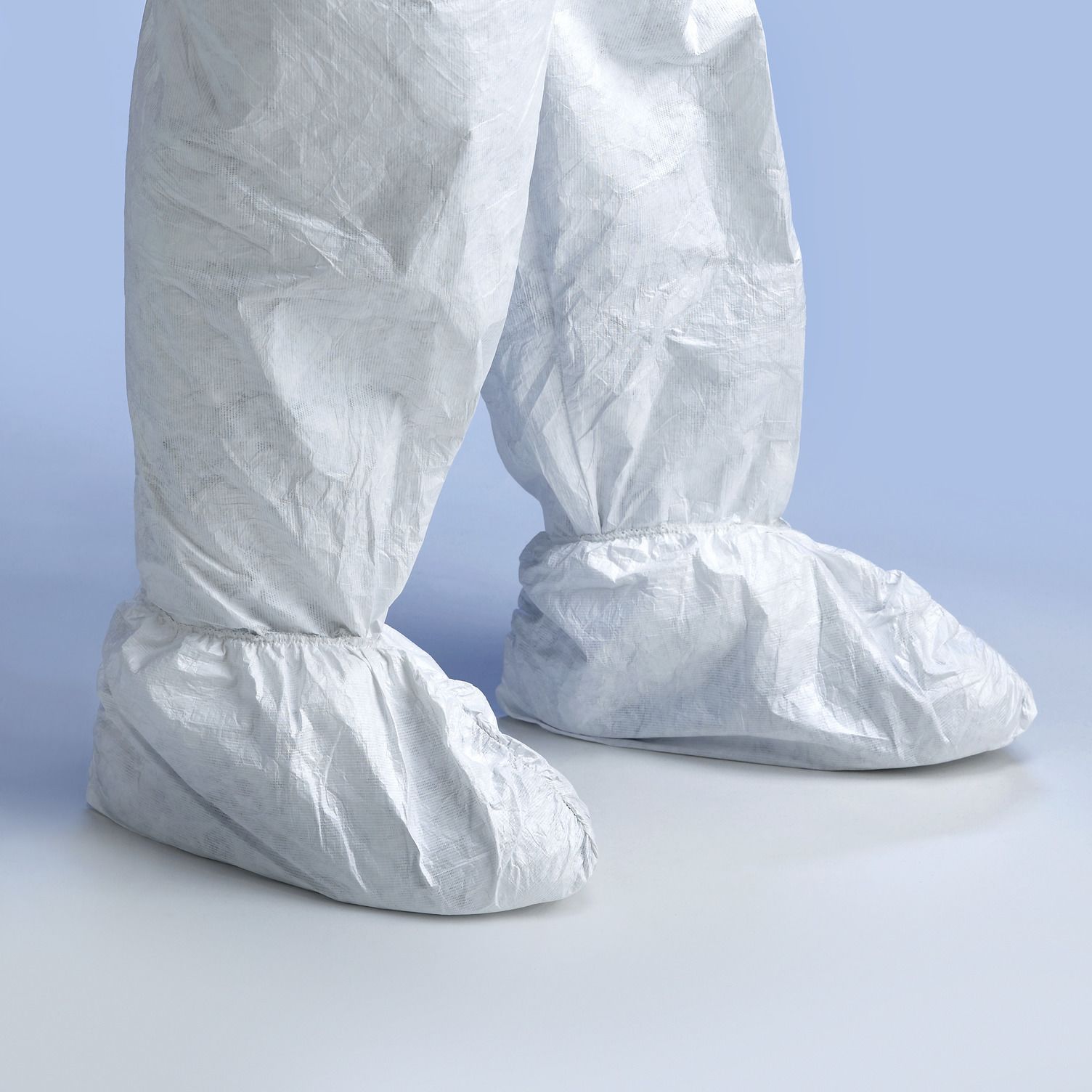 DuPont White Anti-Slip Over Shoe Cover, L, For Use In Food, Hygiene, Industrial, Pharmaceuticals