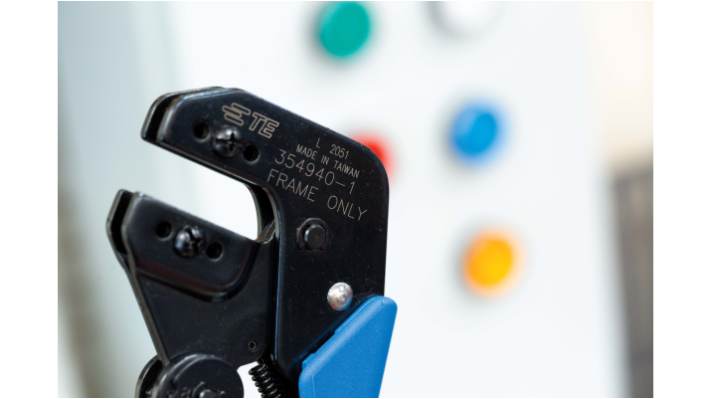 354940-1 : AMP Hand Crimping Tools | TE Connectivity