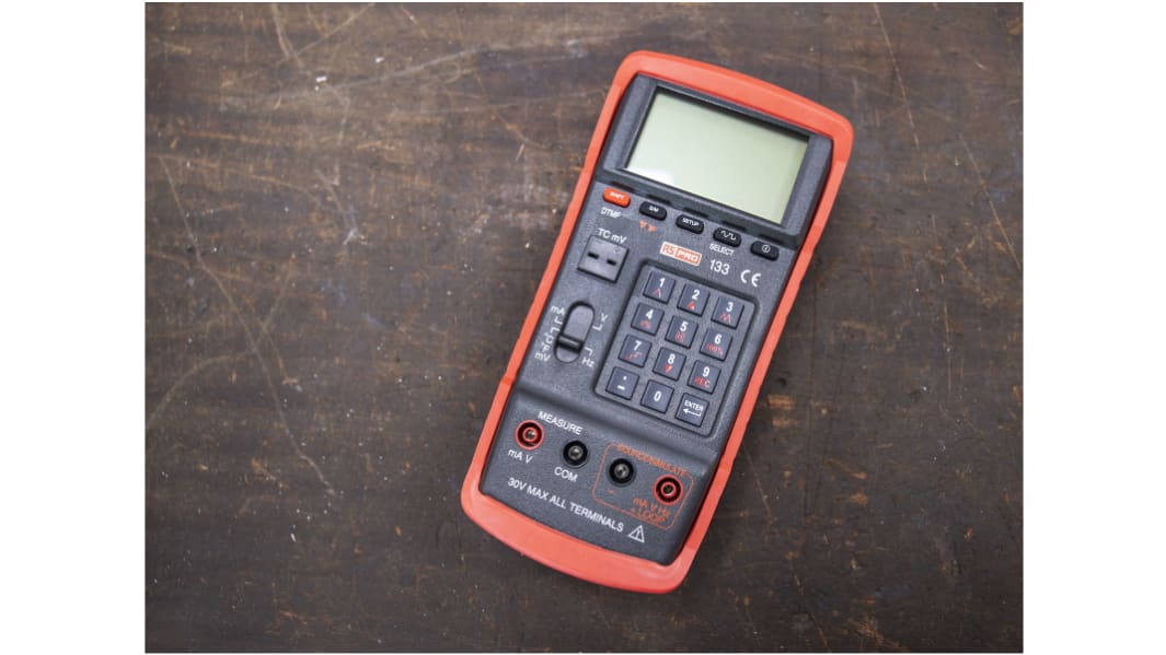 RS PRO 133 Current & Voltage Calibrator, Max Voltage 20V, Max Current 24mA