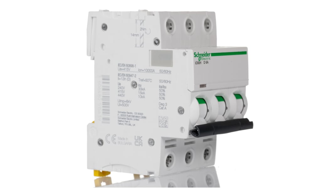 Schneider Electric Acti 9 iC60H MCB, 3P, 6A Curve D, 440V AC, 100 → 133V DC, 10 kA Breaking Capacity