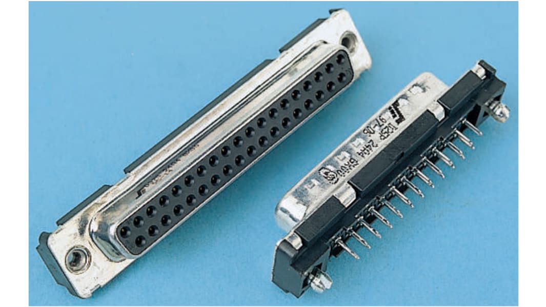 Amphenol Communications Solutions D-subコネクタ, 15極, メス, スルーホール実装, D15S24A4GX00LF