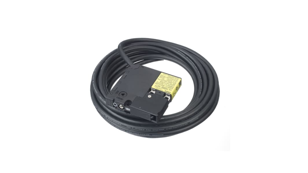 Idec HS6E Safety Interlock Switch, Keyed Actuator Included, Plastic, Solenoid Lock
