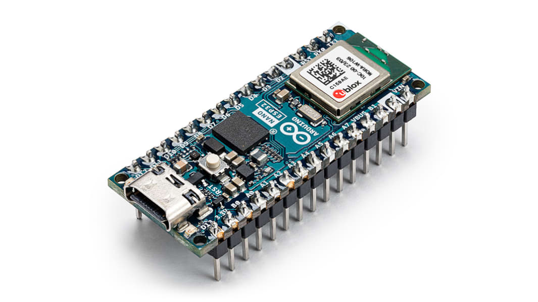 Arduino Nano ESP32 med stiftlister