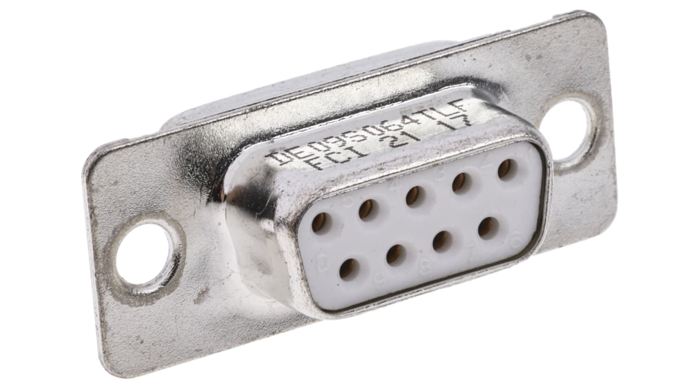 Conector D-sub Amphenol Communications Solutions, paso 2.74mm, Recto D-Sub estándar, Montaje en Panel Mount, Hembra,