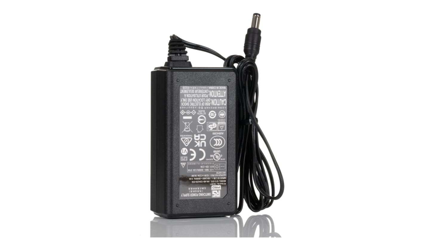 RS PRO 30W Plug-In AC/DC Adapter 12V dc Output, 0 → 2.5A Output