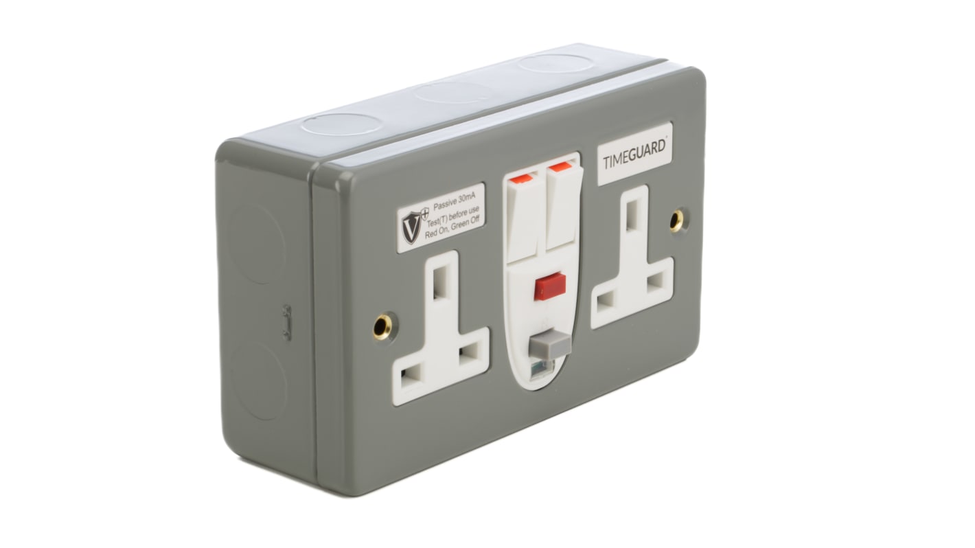 Conector hembra RCD Timeguard, 230 V ac, 30A con interruptor, Plástico