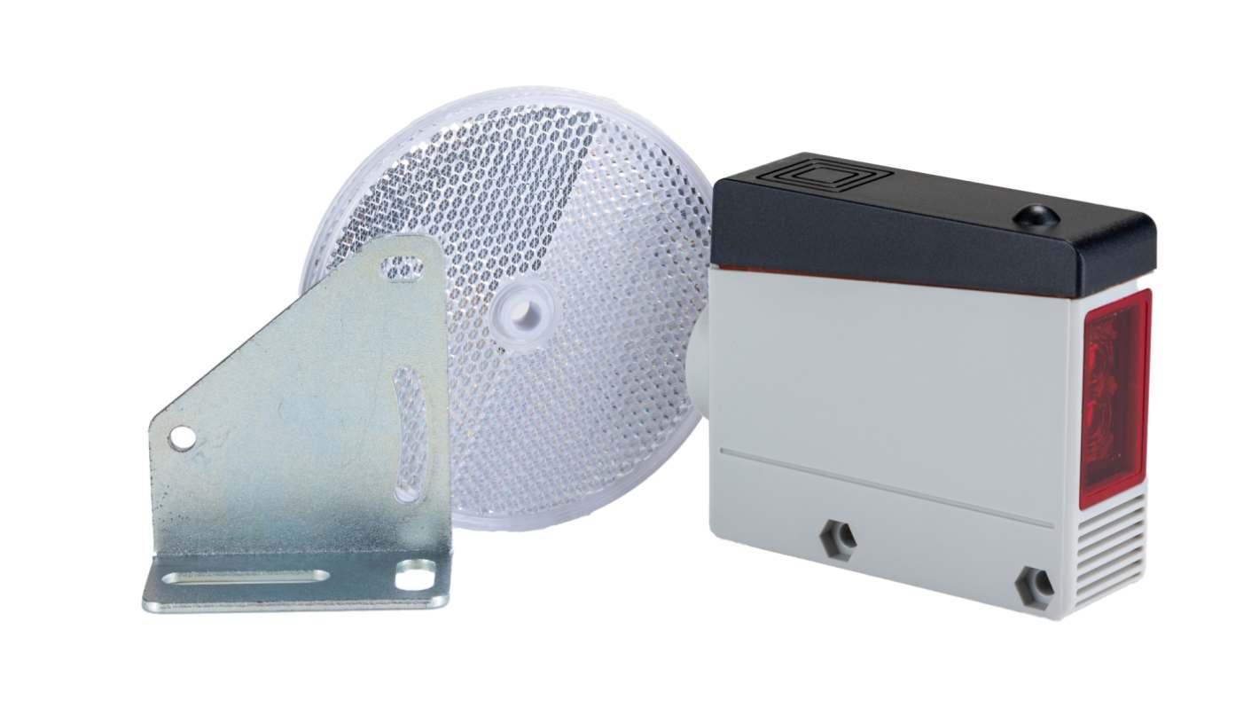 RS PRO Retroreflective Photoelectric Sensor, Block Sensor, 5 m Detection Range