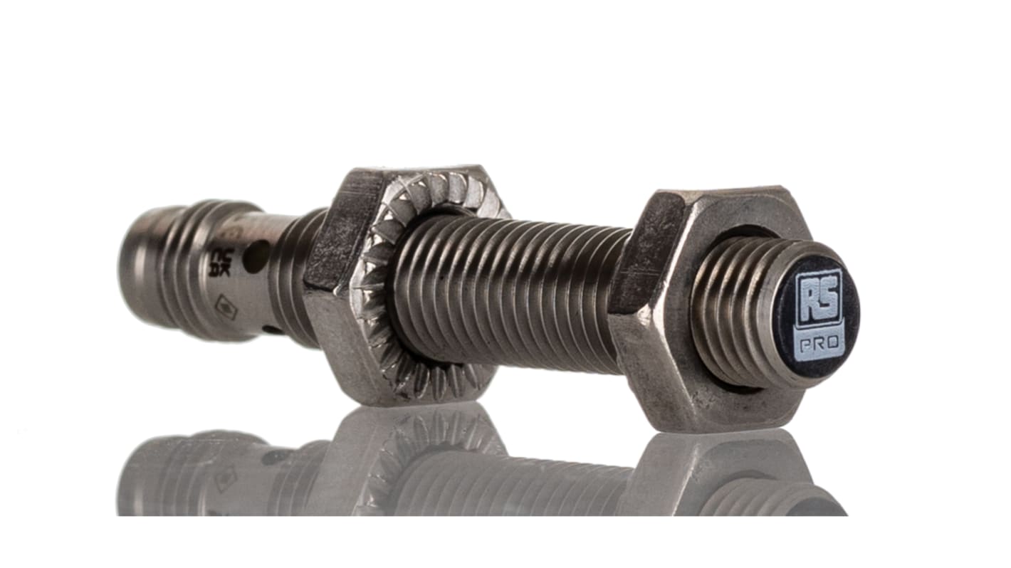 Sensore di prossimità Cilindro filettato RS PRO, M8, rilevamento 2 mm, 10 → 30 V c.c.