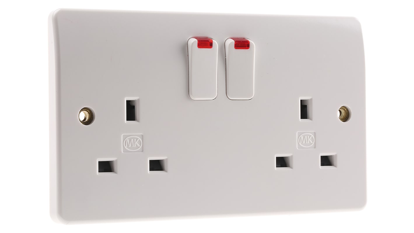 MK Electric Logic Plus White 2 Gang Plug Socket, 2 Poles, 13A, Type G - British, Indoor Use