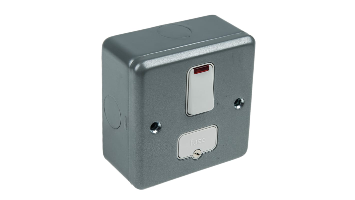 MK Electric 13A 1 Gang Switched Fused Spur