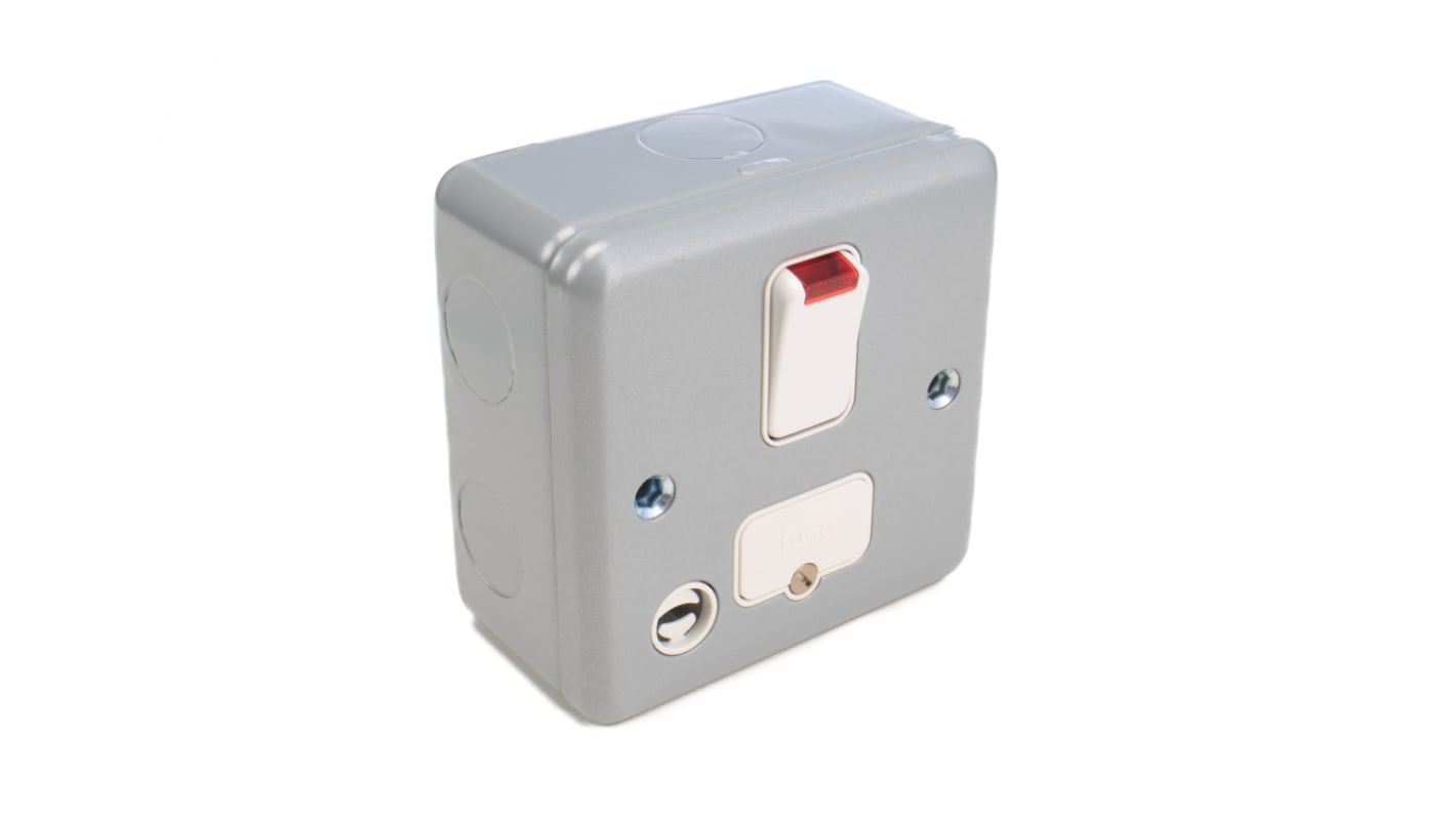 MK Electric 13A 1 Gang Switched Fused Spur