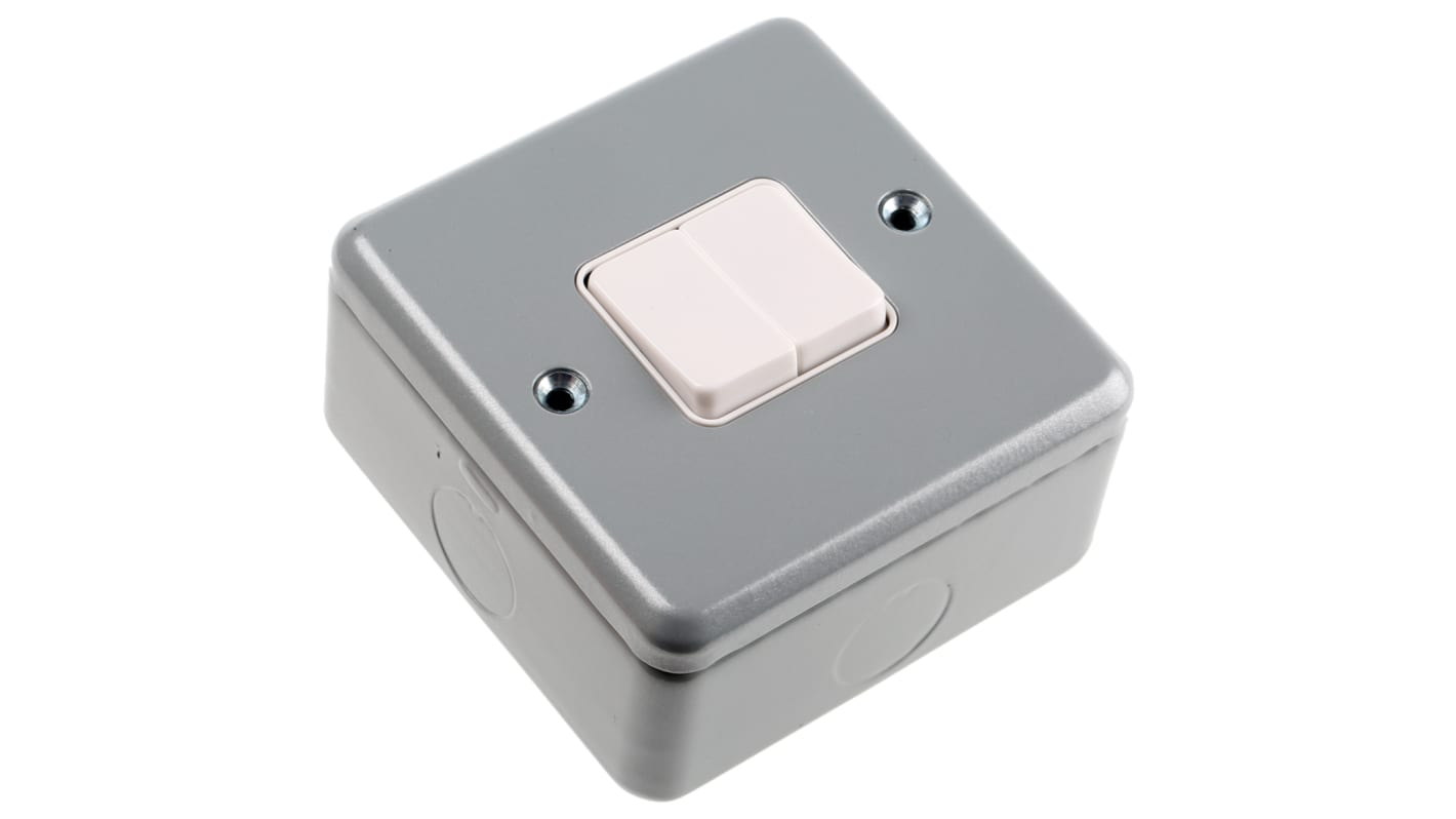 Interruttore luce MK Electric serie Metalclad, 10A, 250V, 2 vie, Argento, IP2X