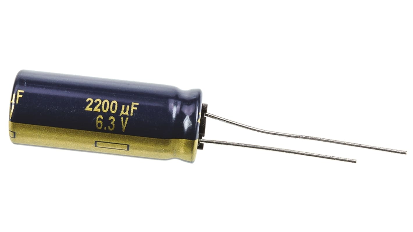 Condensatore Panasonic, serie FC, 2200μF, 6.3V cc, ±20%, +105°C, Radiale, Foro passante