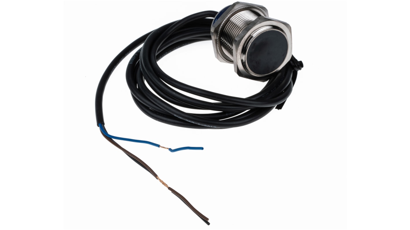 Telemecanique Sensors Inductive Threaded Barrel Proximity Sensor, M30, 15 mm Detection, PNP NO, 10 → 36 V dc