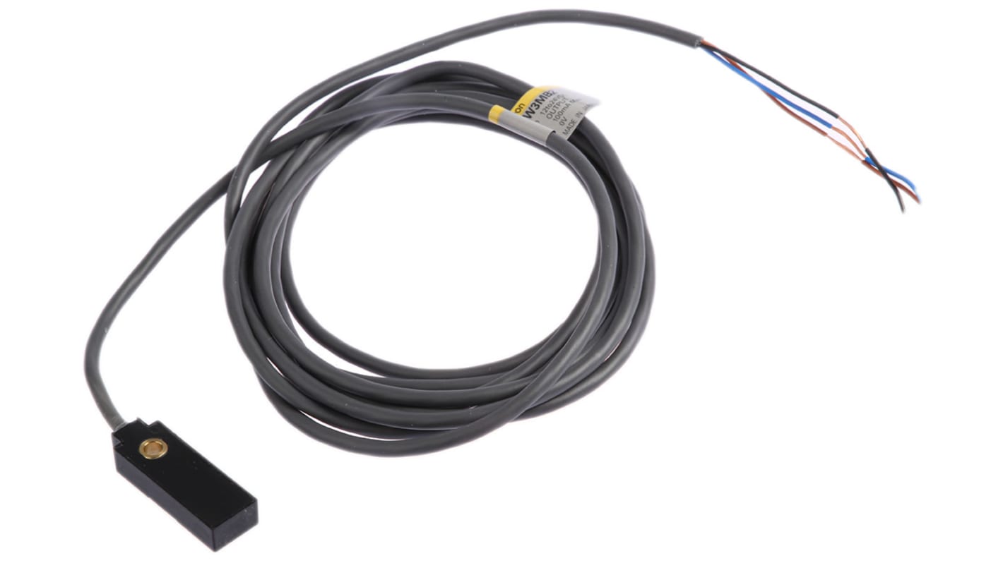 Omron Inductive Block-Style Proximity Sensor, 3 mm Detection, PNP Output, 12 → 24 V dc, IP67