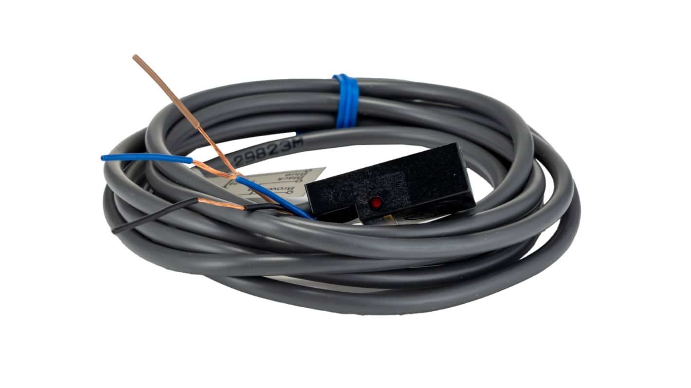 Omron Inductive Block Proximity Sensor, 5 mm Detection, NPN NC, 12 → 24 V dc