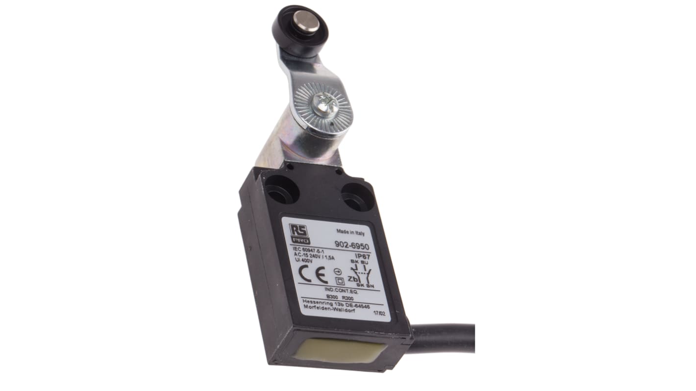 RS PRO Roller Lever Limit Switch, NO/NC, IP67, DPST, Thermoplastic Housing, 240V ac Max, 5A Max