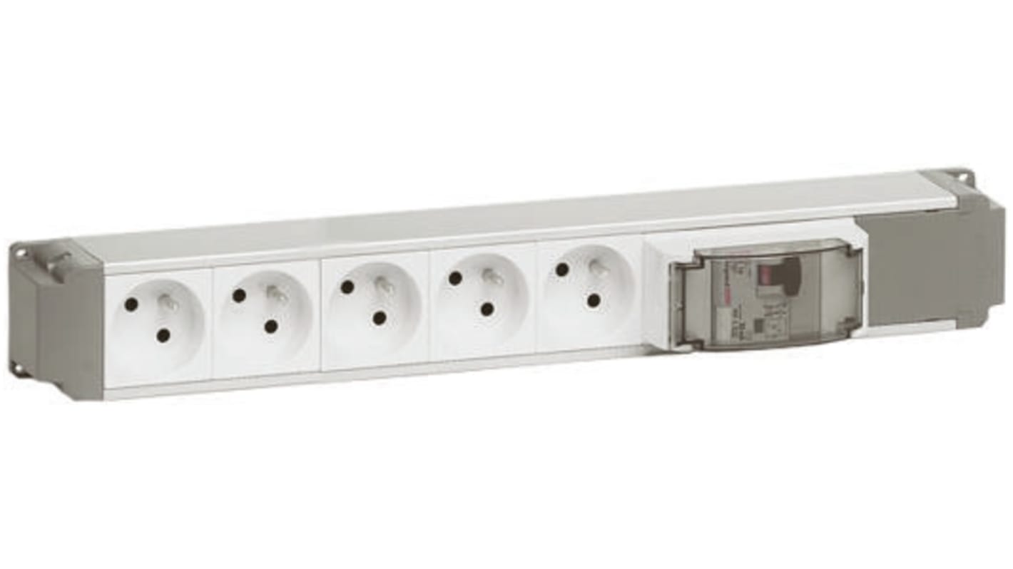 Legrand Type E - French 5 Gang Cable Trunking Power Block, No, 250 V