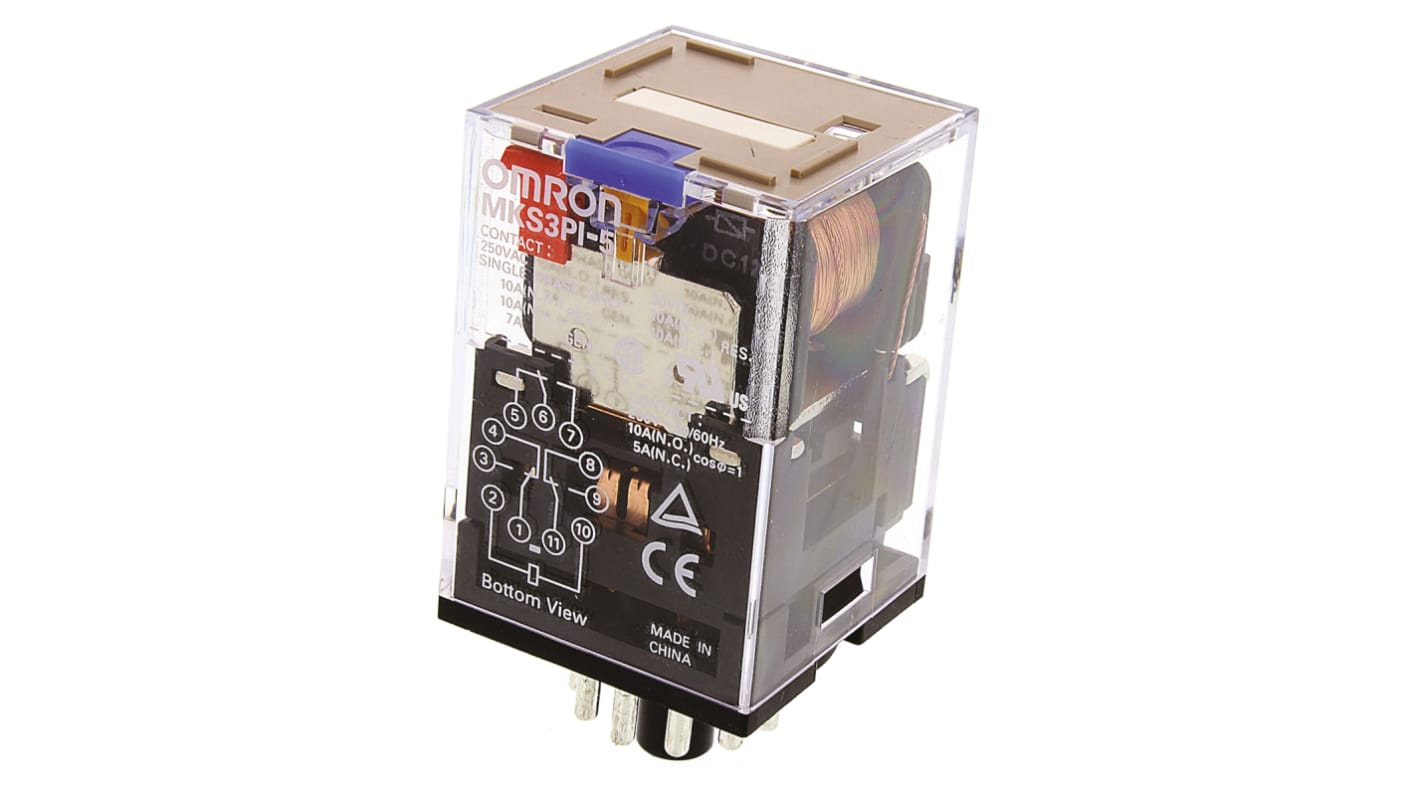 Omron PCB Mount Power Relay, 12V dc Coil, 10A Switching Current, 3PDT