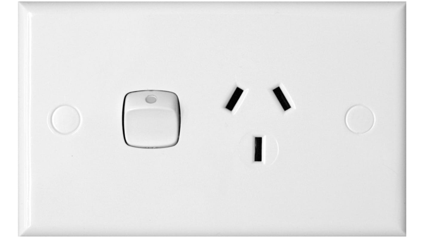 HPM White Plug Socket, 10A