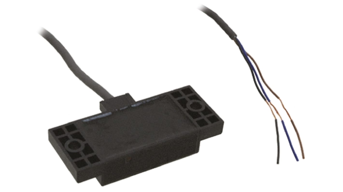 Sensor de proximidad Omron, alcance 10 mm, salida NPN, 10→ 30 V dc, IP66