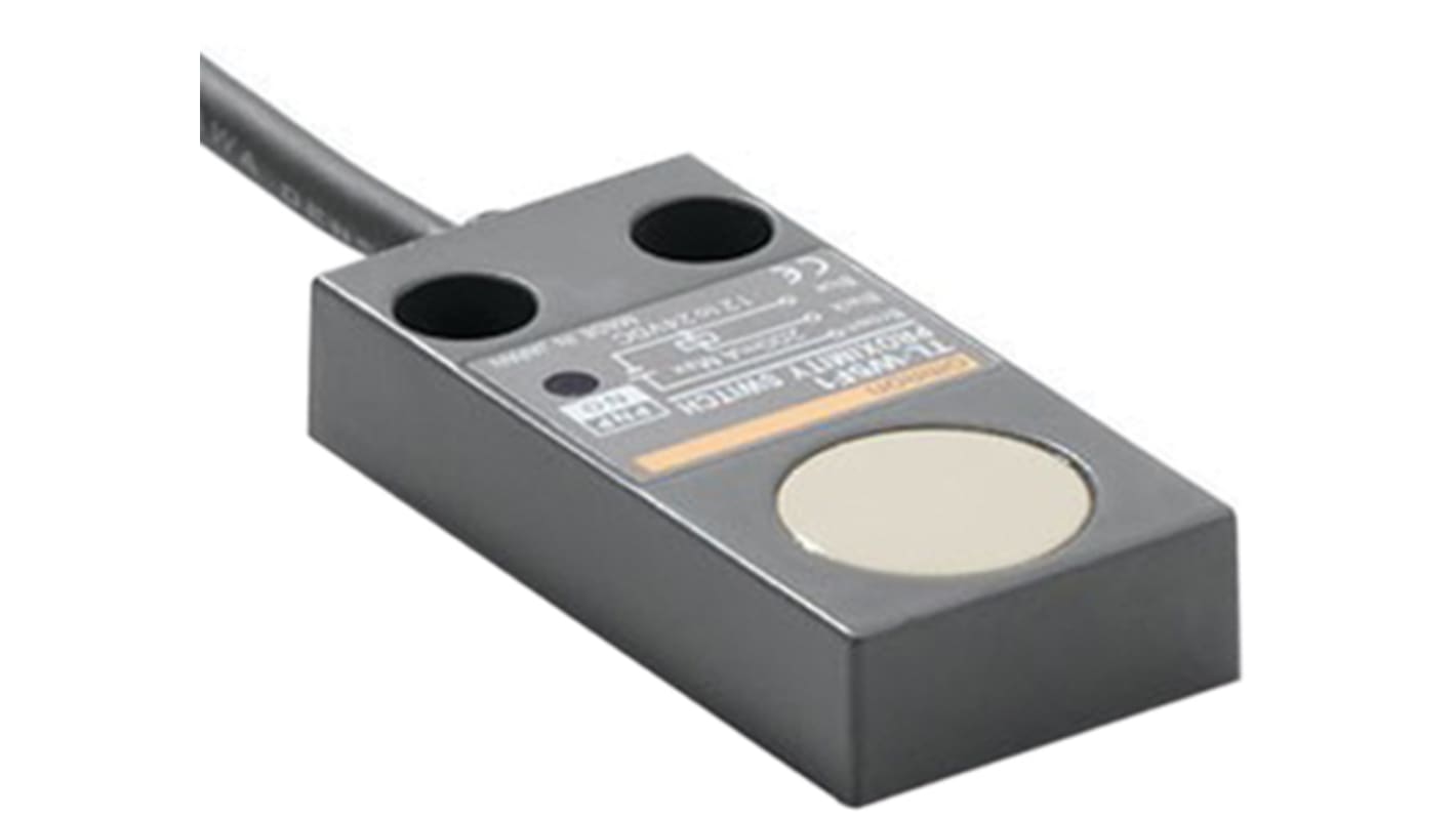 Sensor de proximidad Omron, alcance 5 mm, 12 → 24 V dc, IP67, 500Hz