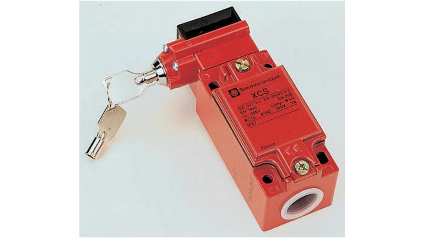 Commutateur de verrouillage de sécurité Telemecanique Sensors XCSC, 2NF/1NO, A clé, IP67, 240V, 6A