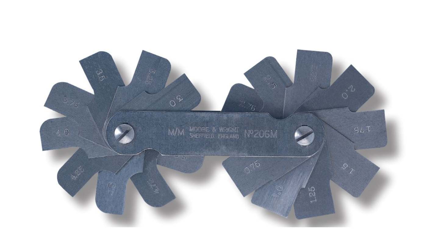 Moore & Wright, 18 Blades Radius & Contour Gauge