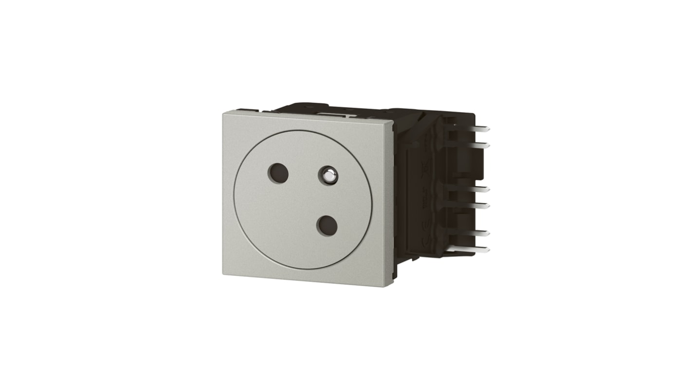 Legrand - Plug 2P+T