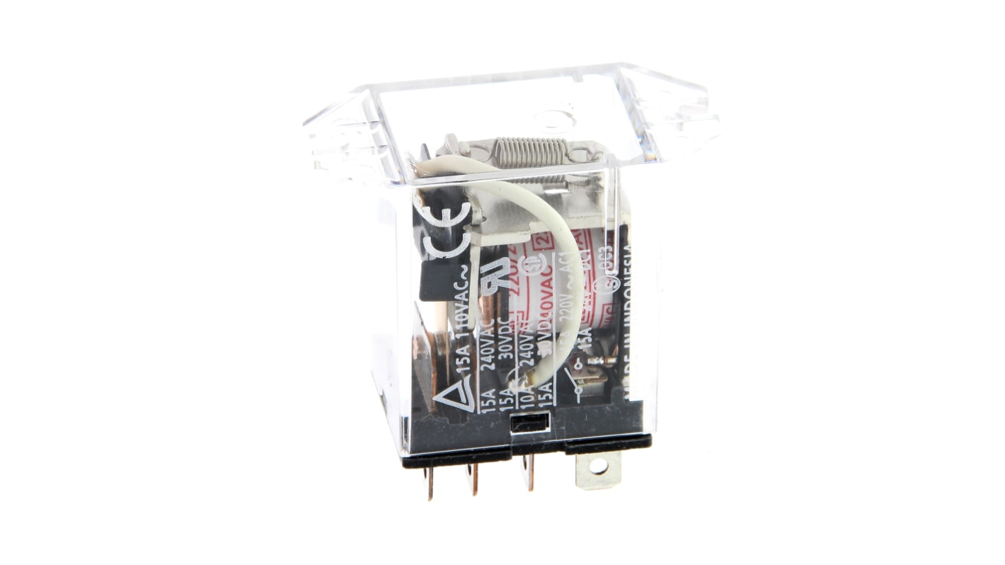 Omron Plug In Non-Latching Relay, 24V dc Coil, 15A Switching Current, SPDT