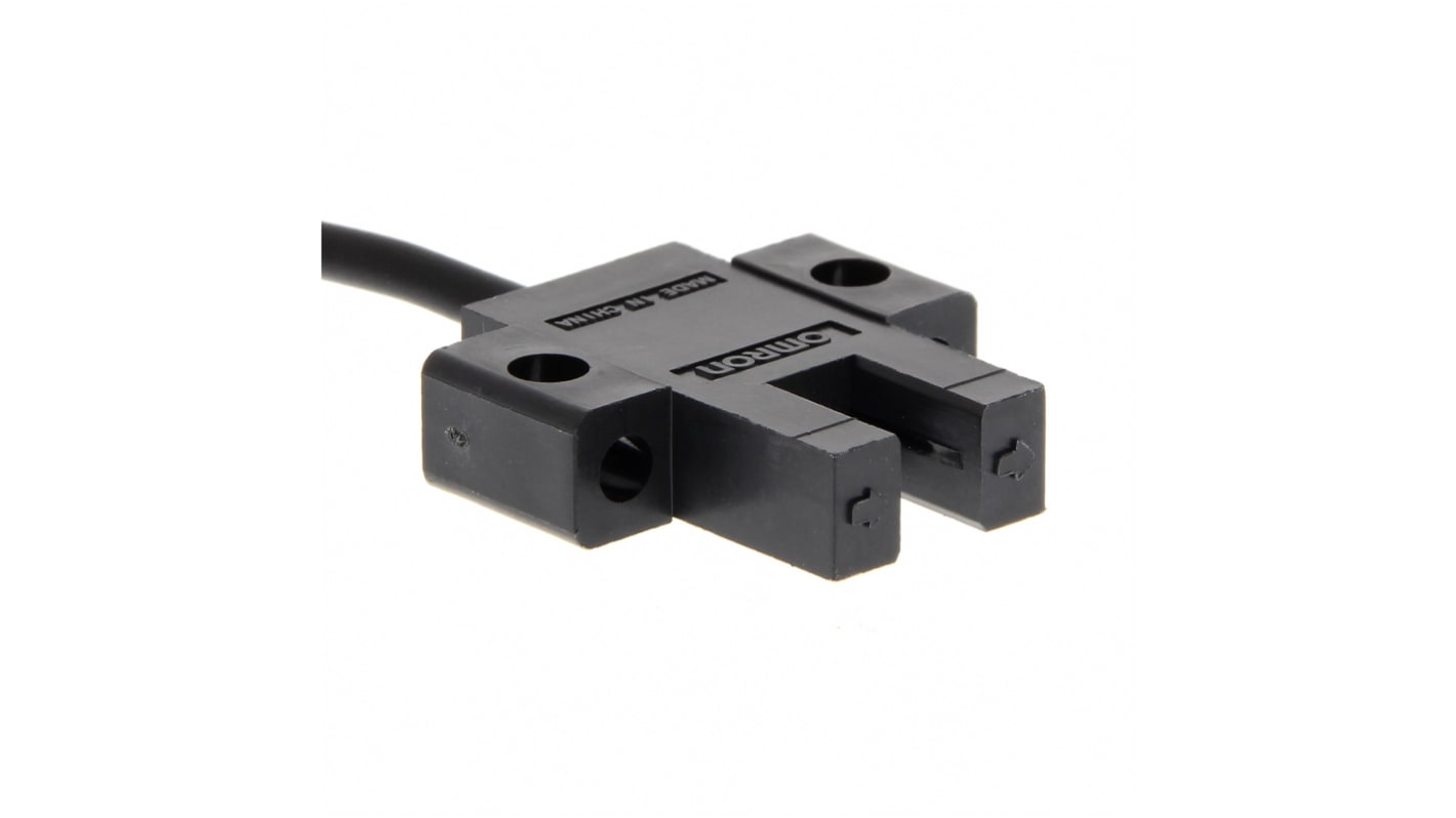 Omron Through Beam Photoelectric Sensor, 5 mm Detection Range