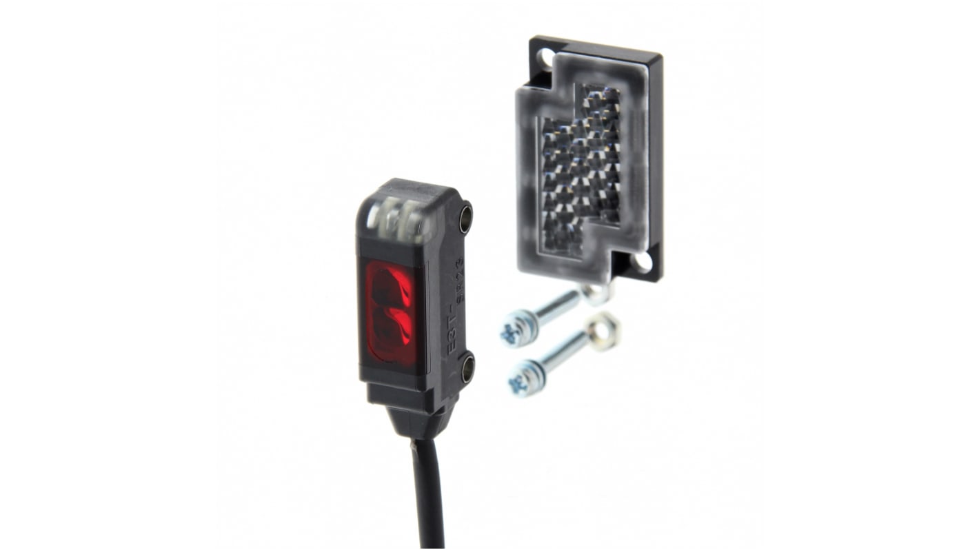 Omron Retroreflective Photoelectric Sensor, Block Sensor, 200 mm Detection Range