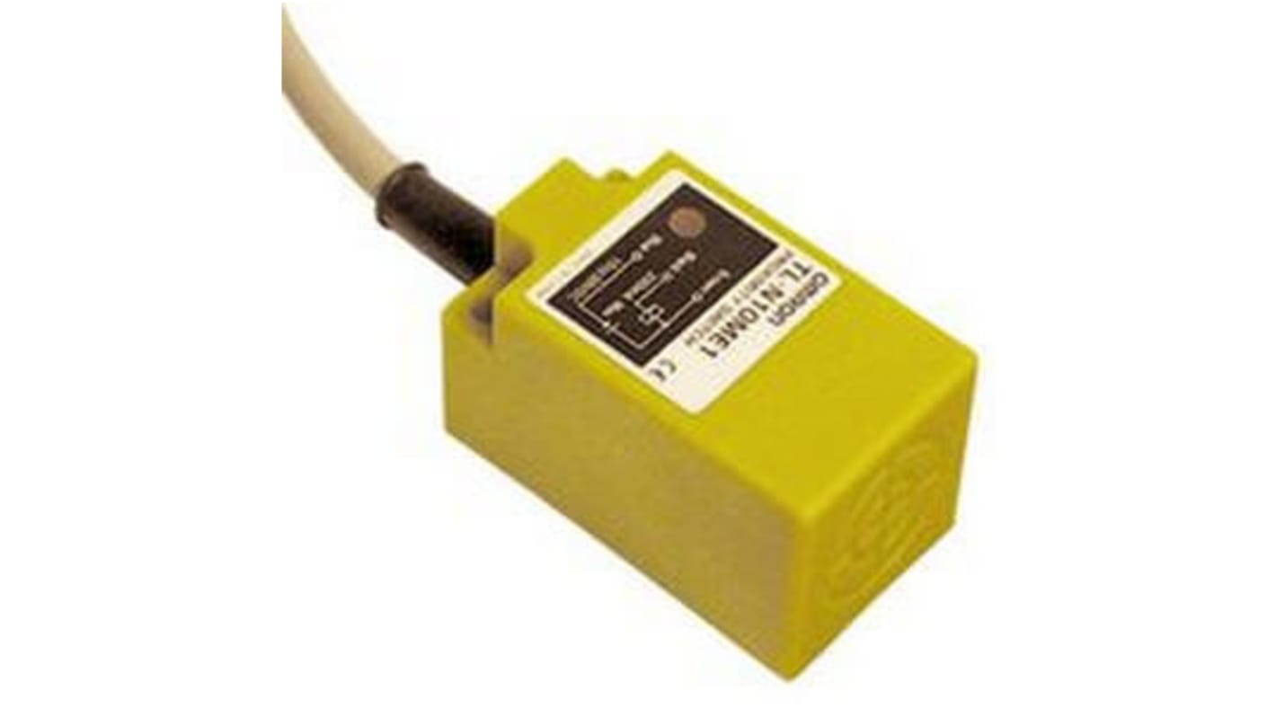 Sensor de proximidad Omron, alcance 10 mm, 12 → 24 V dc, IP67, 500Hz