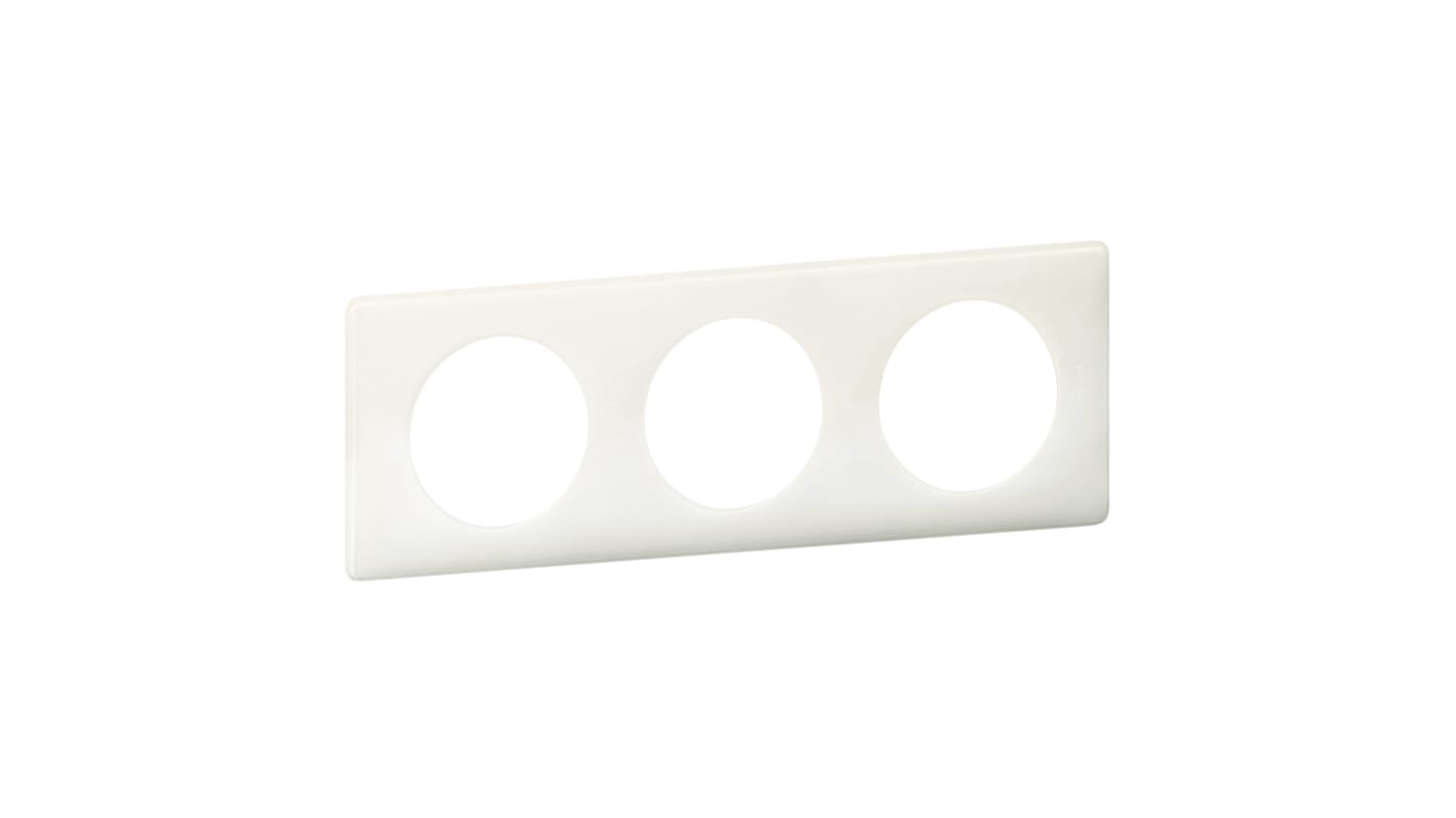 Legrand White 3 Gang Plastic Gang Plate