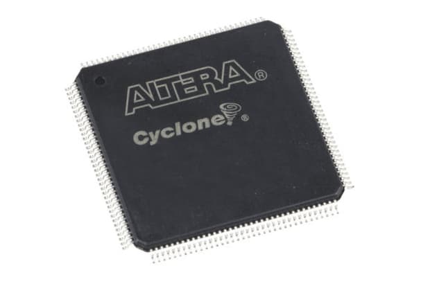 FPGA Altera Cyclone EQFP 144 Pin