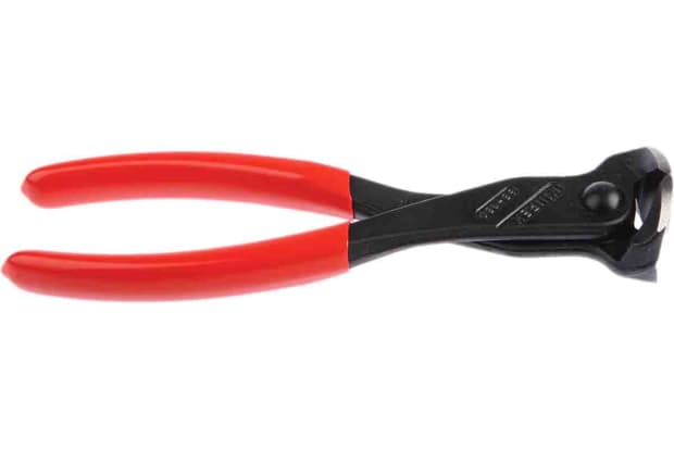 Knipex-180mm-End-Cutters-Tool-Steel-Close-Up-img