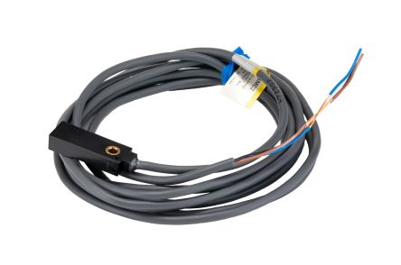 Omron Inductive Block Proximity Sensor, 3 mm Detection, NPN NC, 12 → 24 V dc