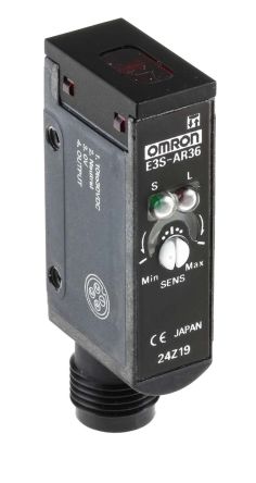 Omron E3S Kubisch Optischer Sensor, Reflektierend, Bereich 100 Mm → 2 M, PNP Ausgang, M12 Steckverbinder
