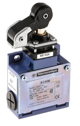 Telemecanique Sensors Telemecanique OsiSense XC Endschalter, Stößel, 2-polig, Schließer/Öffner, IP 66, Zinklegierung, 10A