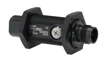 Omron Retroreflective Photoelectric Sensor, Barrel Sensor, 100 mm → 3 m Detection Range