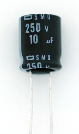 CHEMI-CON SMQ, THT Aluminium-Elektrolyt Kondensator 470μF ±20% / 10V Dc, Ø 6.8mm X 12.5mm, +85°C