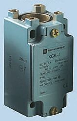 Telemecanique Sensors Telemecanique OsiSense XC Endschalter, 2-polig, Schließer/Öffner, IP 65, Metall, 10A Anschluss M12